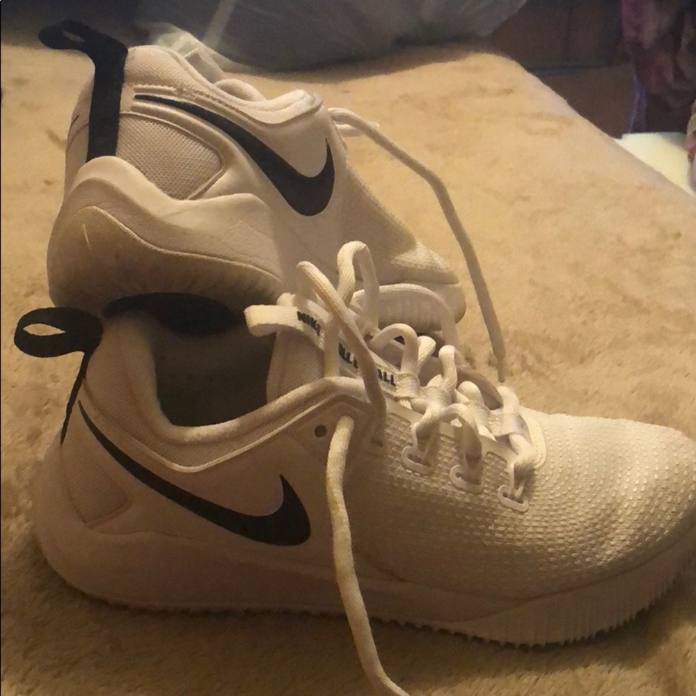 Nike women’s zoom HyperAce 2 Volleyball shoes